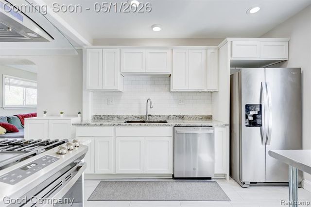 18956 Marlowe Street, Detroit, MI 48235