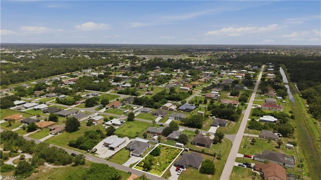 6421 Castlewood CIR, Fort Myers, FL 33905