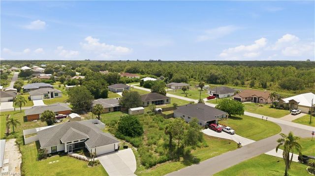 6421 Castlewood CIR, Fort Myers, FL 33905