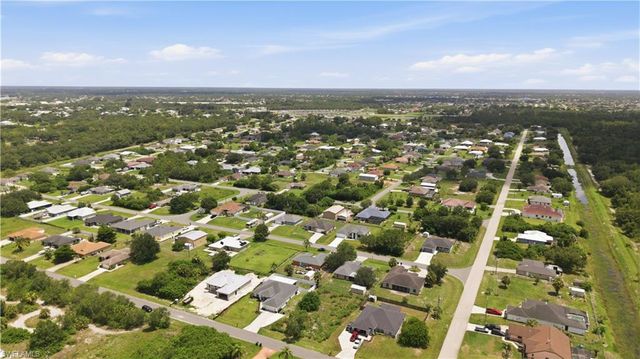 6421 Castlewood CIR, Fort Myers, FL 33905