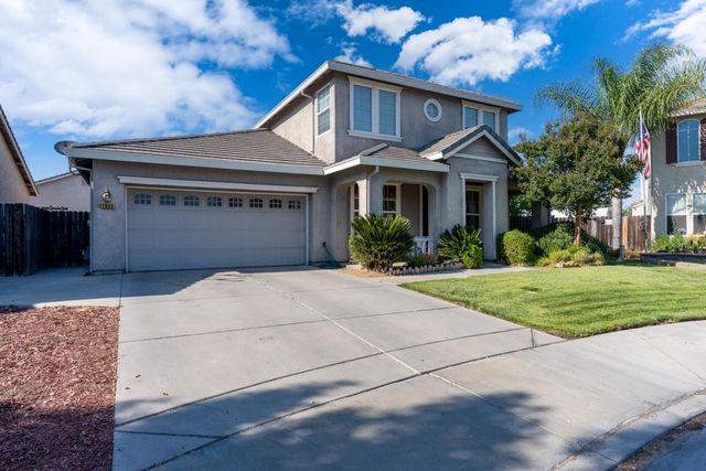 1085 Stanford Avenue, Madera, CA 93637
