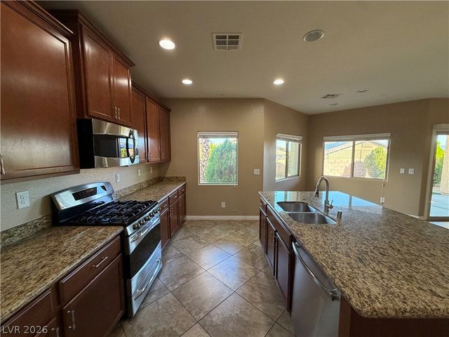 816 Applecross Avenue, Henderson, NV 89012