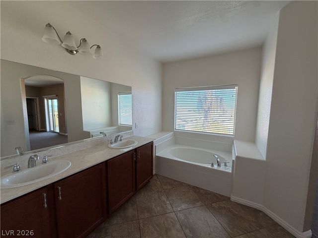 816 Applecross Avenue, Henderson, NV 89012