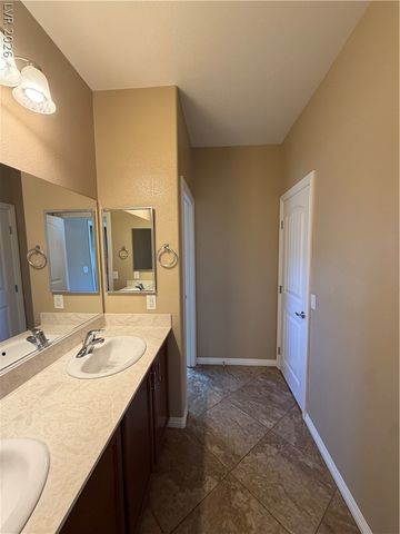 816 Applecross Avenue, Henderson, NV 89012