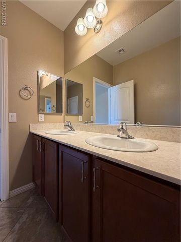 816 Applecross Avenue, Henderson, NV 89012