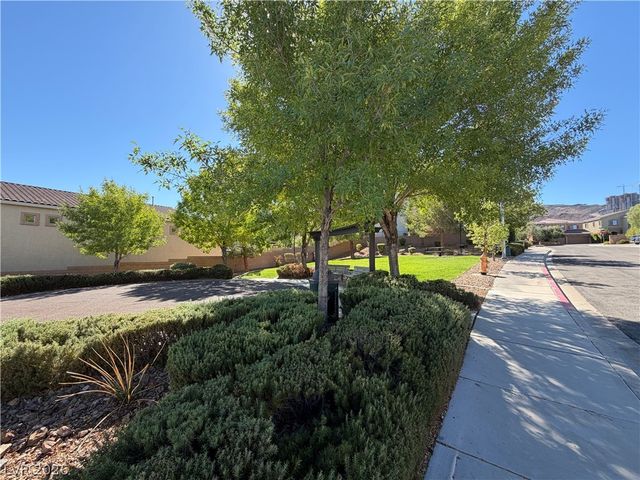 816 Applecross Avenue, Henderson, NV 89012