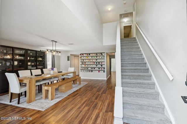 8164 FOXDALE Drive, Jacksonville, FL 32210