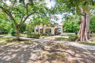 1042 Sorolla Avenue, Coral Gables, FL 33134