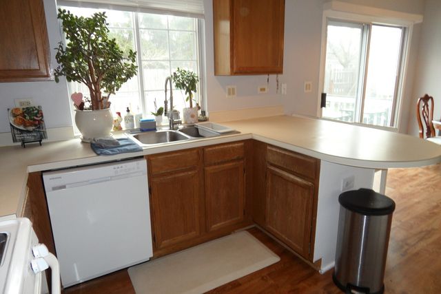 1337 Eastwood Drive, Aurora, IL 60506