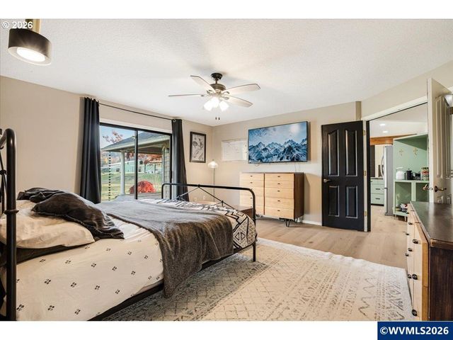 13492 S Warnock Rd, Oregon City, OR 97045