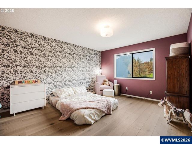 13492 S Warnock Rd, Oregon City, OR 97045