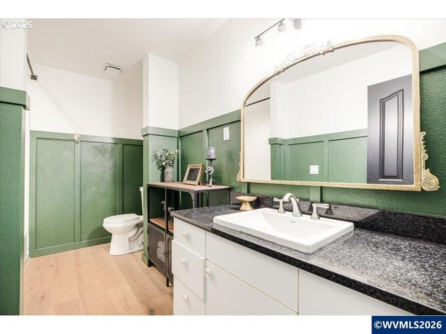 13492 S Warnock Rd, Oregon City, OR 97045