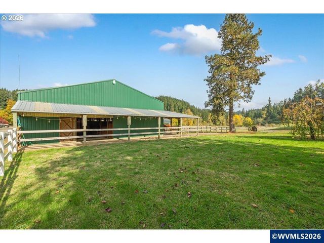 13492 S Warnock Rd, Oregon City, OR 97045