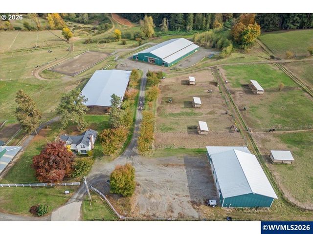 13492 S Warnock Rd, Oregon City, OR 97045