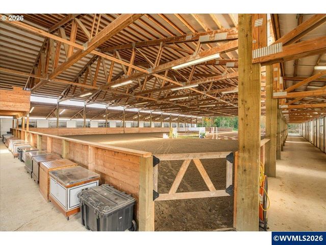 13492 S Warnock Rd, Oregon City, OR 97045