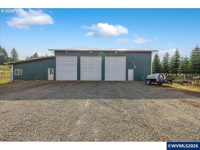 13492 S Warnock Rd, Oregon City, OR 97045