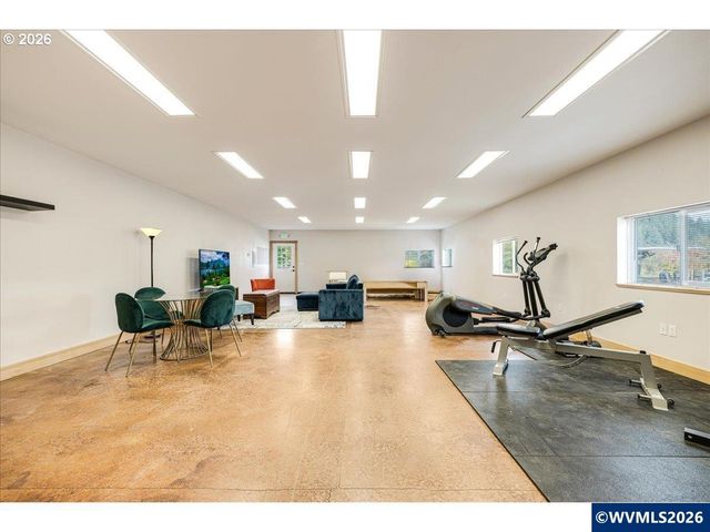 13492 S Warnock Rd, Oregon City, OR 97045