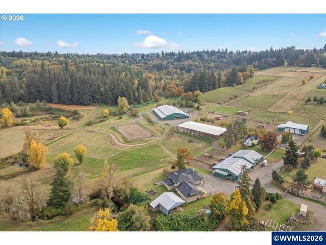 13492 S Warnock Rd, Oregon City, OR 97045