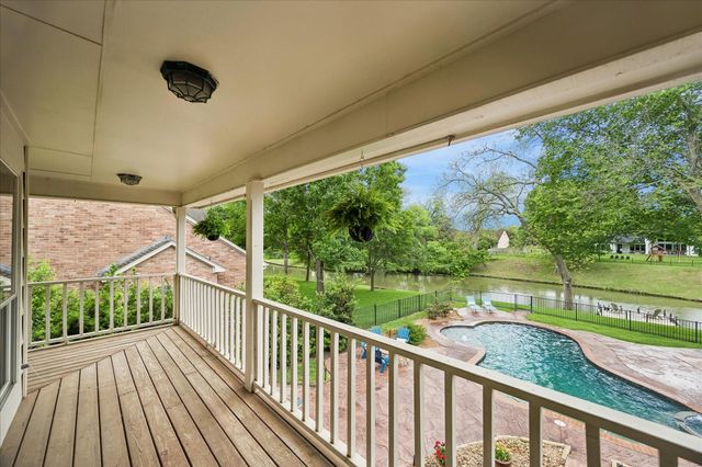 5107 Westerdale Drive, Fulshear, TX 77441