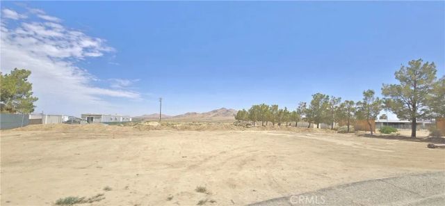 17900 Mossdale, Lancaster, CA 93535