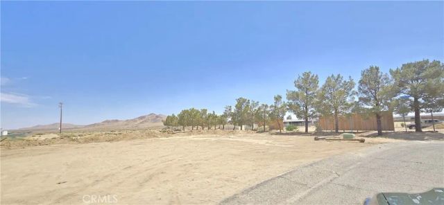 17900 Mossdale, Lancaster, CA 93535