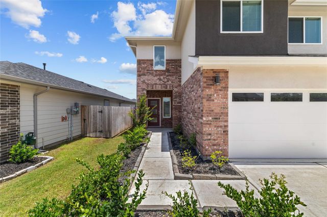 2905 Highgate Hill Lane, Houston, TX 77047