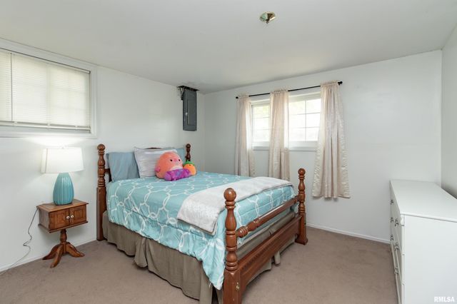 301 BRIARBROOK Drive, East Peoria, IL 61611