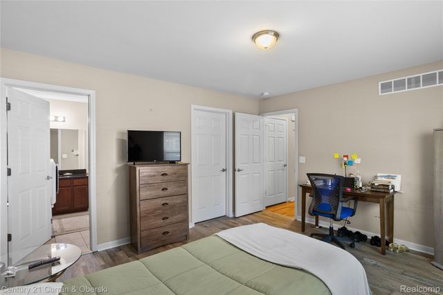 13985 Breakfast Drive, Redford Charter Township, MI 48239