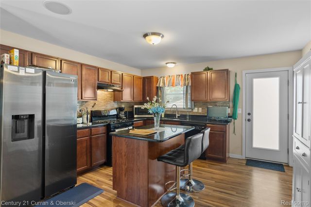 13985 Breakfast Drive, Redford Charter Township, MI 48239