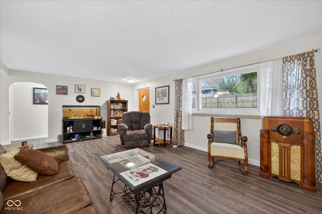 117 S Walnut Street, Ellettsville, IN 47429