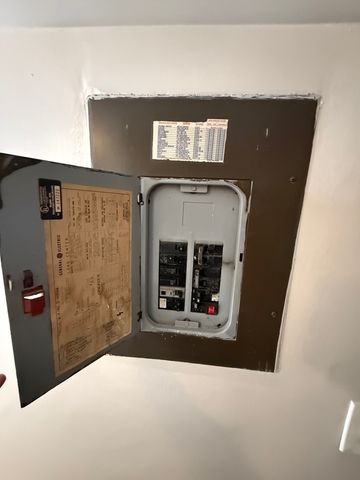 1123 N 6th St, Nashville, TN 37207