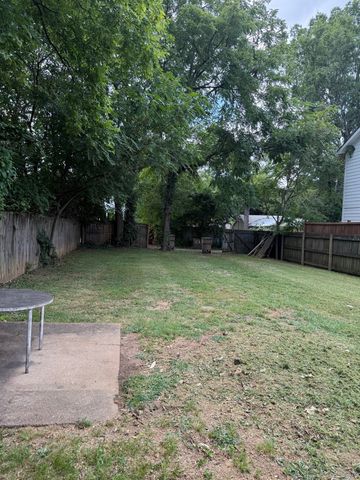 1123 N 6th St, Nashville, TN 37207