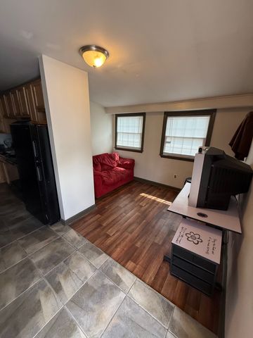 1123 N 6th St, Nashville, TN 37207