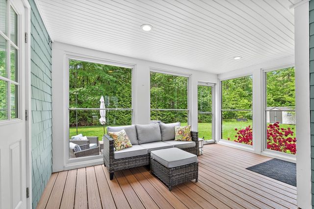 113 Andrew Ln, Hanson, MA 02341