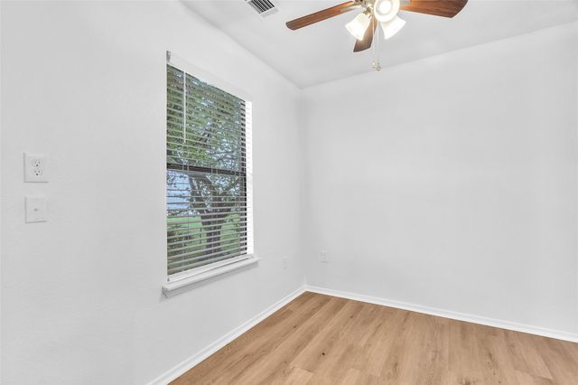 318 Overlook Trail, Gun Barrel City, TX 75156