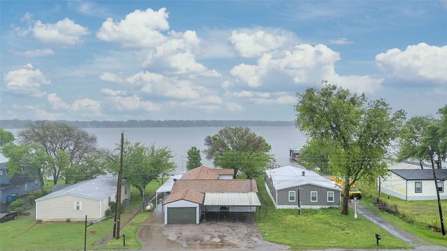 318 Overlook Trail, Gun Barrel City, TX 75156