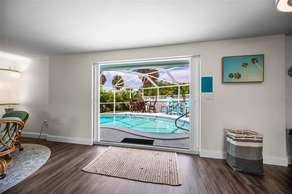 Image 21 of property listing at 1280 HOLIDAY DRIVE, Englewood, FL 34223