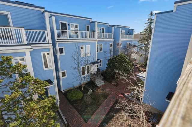 676 Huron Ave 44, Cambridge, MA 02138