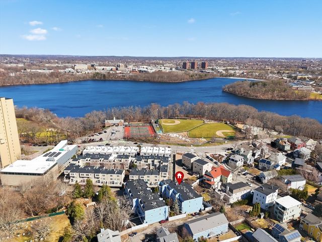 676 Huron Ave 44, Cambridge, MA 02138