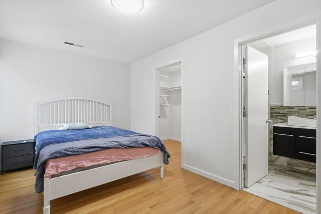 676 Huron Ave 44, Cambridge, MA 02138