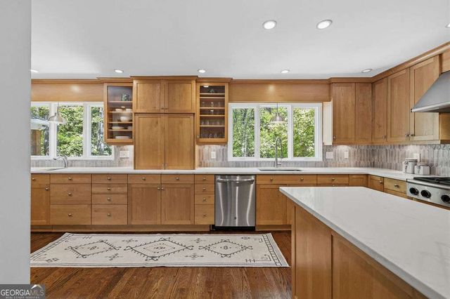 1700 Withmere Way, Dunwoody, GA 30338