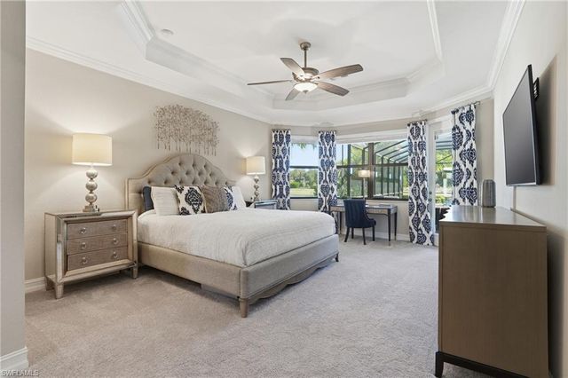 2235 Somerset PL, Naples, FL 34120