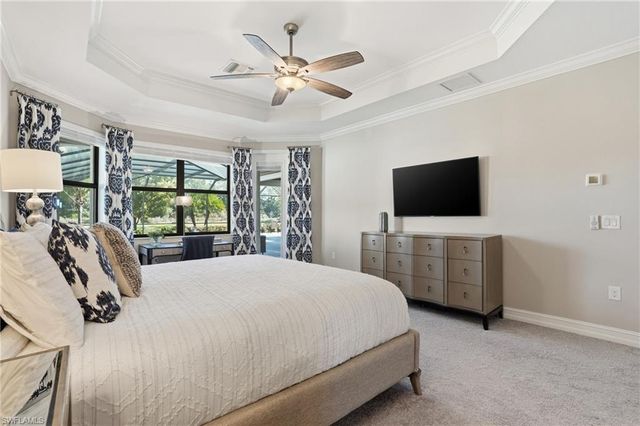 2235 Somerset PL, Naples, FL 34120