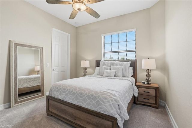 2235 Somerset PL, Naples, FL 34120