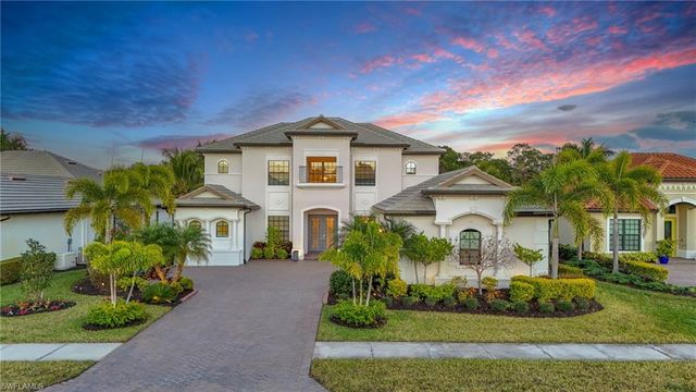 2235 Somerset PL, Naples, FL 34120