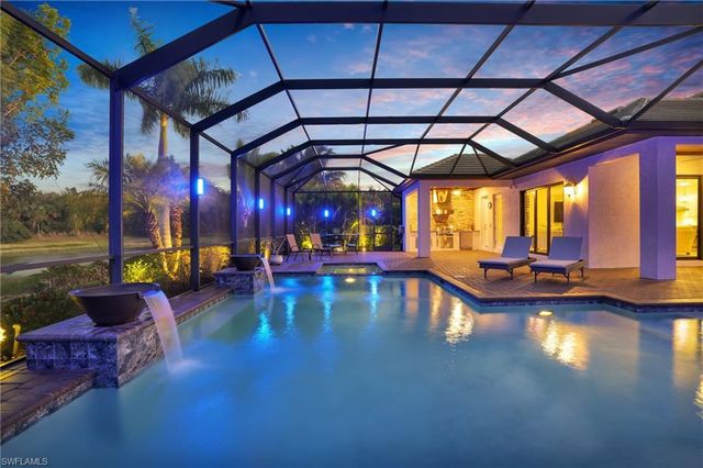 2235 Somerset PL, Naples, FL 34120