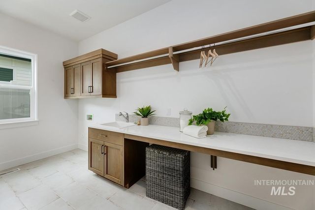 13663 N Spring Creek Way, Boise, ID 83714