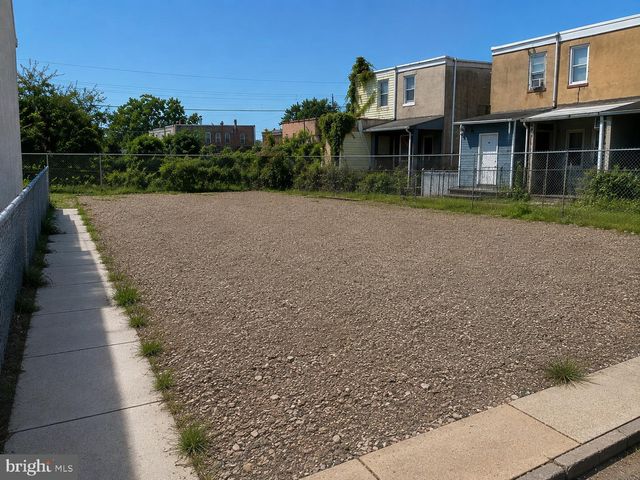 905 DOUGLASS ST, Camden, NJ 08103