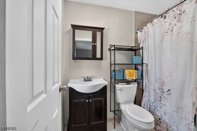 6 Meadowbrook Pl, Willingboro Twp., NJ 08046