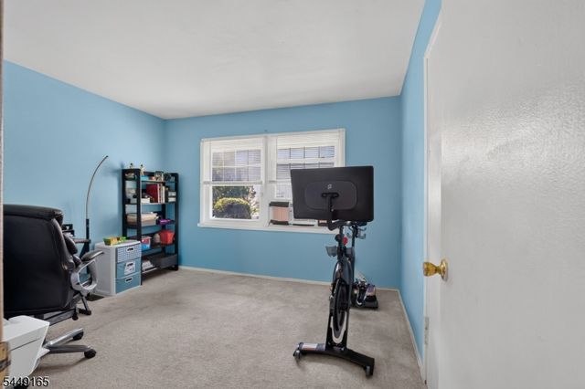6 Meadowbrook Pl, Willingboro Twp., NJ 08046